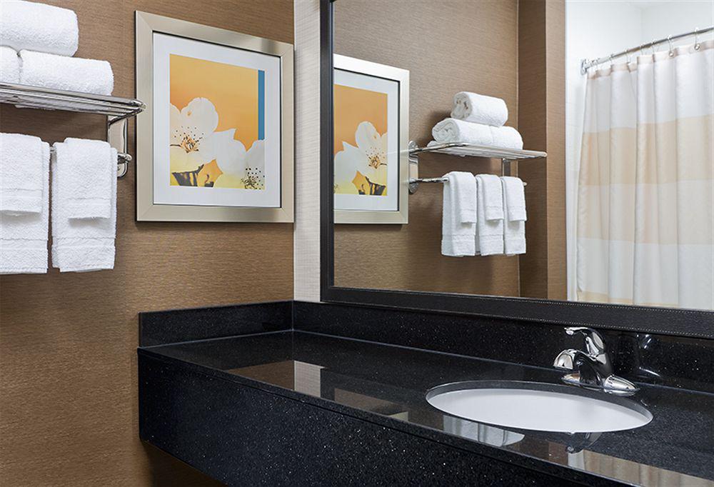 Fairfield Inn & Suites Mansfield Ontario Buitenkant foto